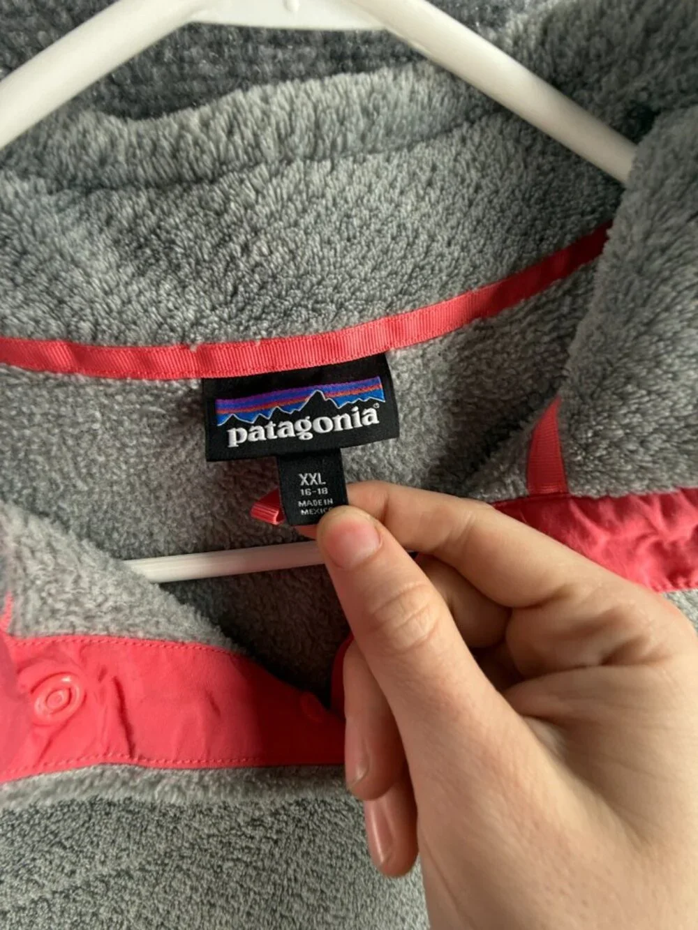Patagonia Fleece Jacket Girls Youth Size 2XL 16-18 Gray Pink Fuzzy Soft Snap